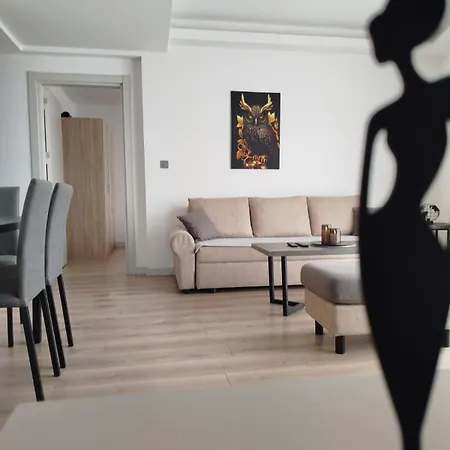 19th Floor Cozy With Pool, Fitness, Parking Included In Price & Self Check In Available Skopje
