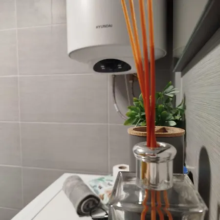 19th Floor Cozy With Pool, Fitness, Parking Included In Price & Self Check In Available