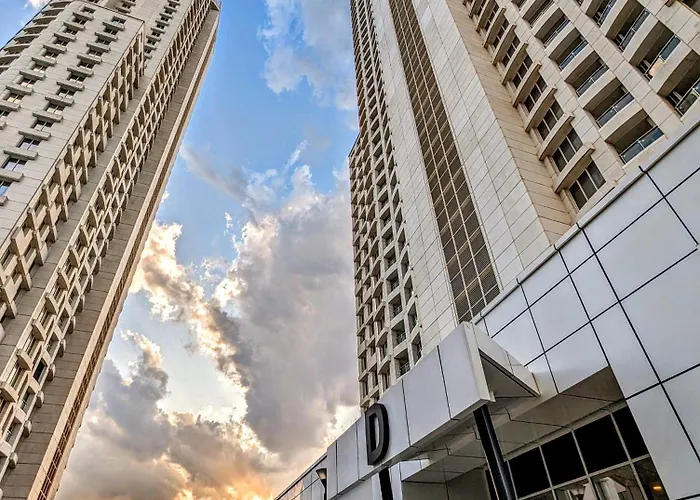 19th Floor Cozy With Pool, Fitness, Parking Included In Price & Self Check In Available * Skopje