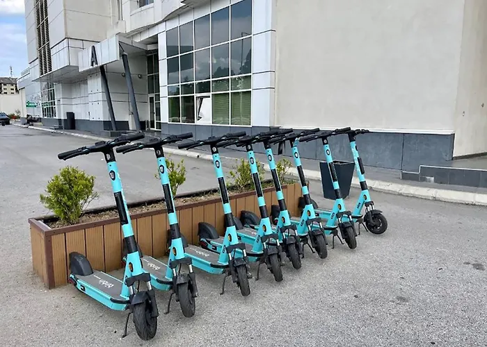 Apartment 19th Floor Cozy With Pool, Fitness, Parking Included In Price & Self Check In Available