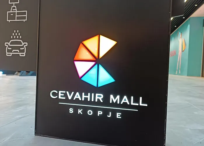 19th Floor Cozy With Pool, Fitness, Parking Included In Price & Self Check In Available Skopje