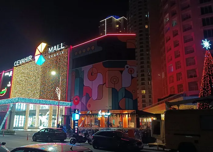 19th Floor Cozy With Pool, Fitness, Parking Included In Price & Self Check In Available Apartment *