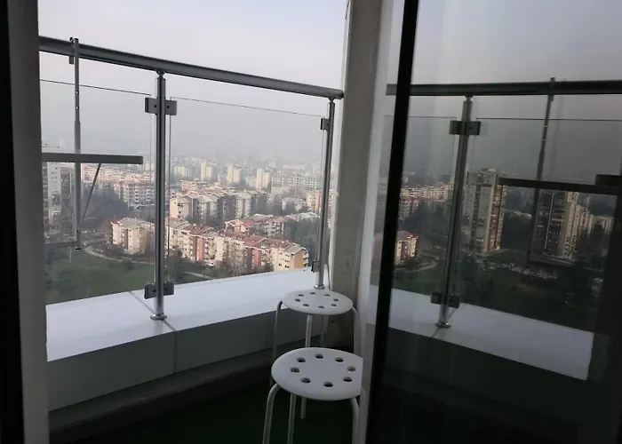 19th Floor Cozy With Pool, Fitness, Parking Included In Price & Self Check In Available